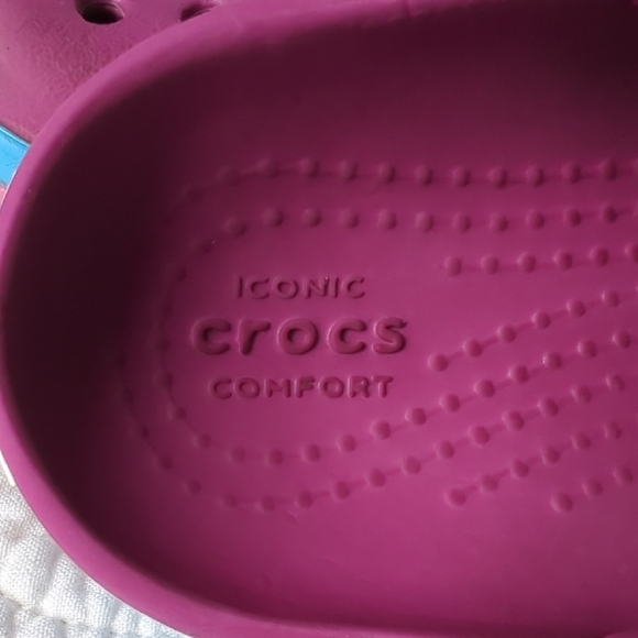 CROCS Kids Magenta and Blue Clogs - Picture 7 of 7